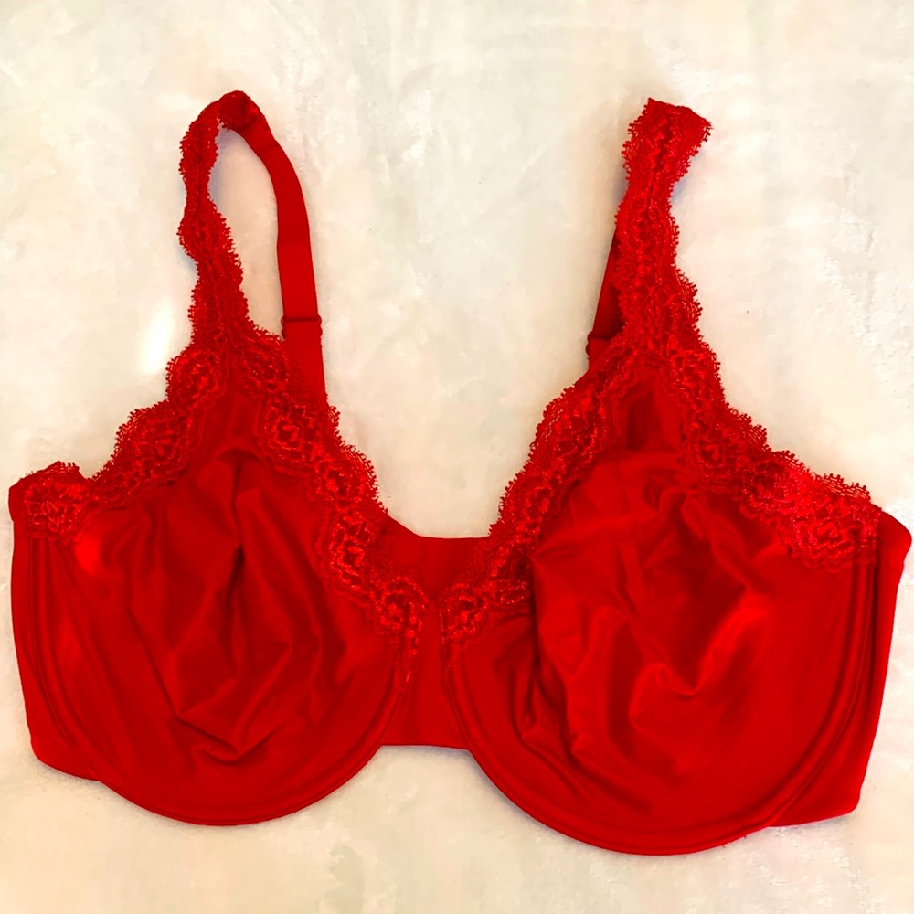 Wacoal red “Softly Styled” bra 38DDD